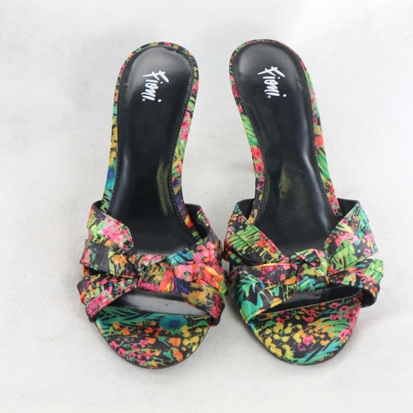 FIONI Multicolor Cross Strap Open Toe Sandals Sz 8.5 US Women - Picture 2 of 8